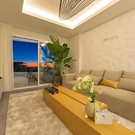 Whalehouse 2 - Terrace & Sea View - Wifi Apartment *